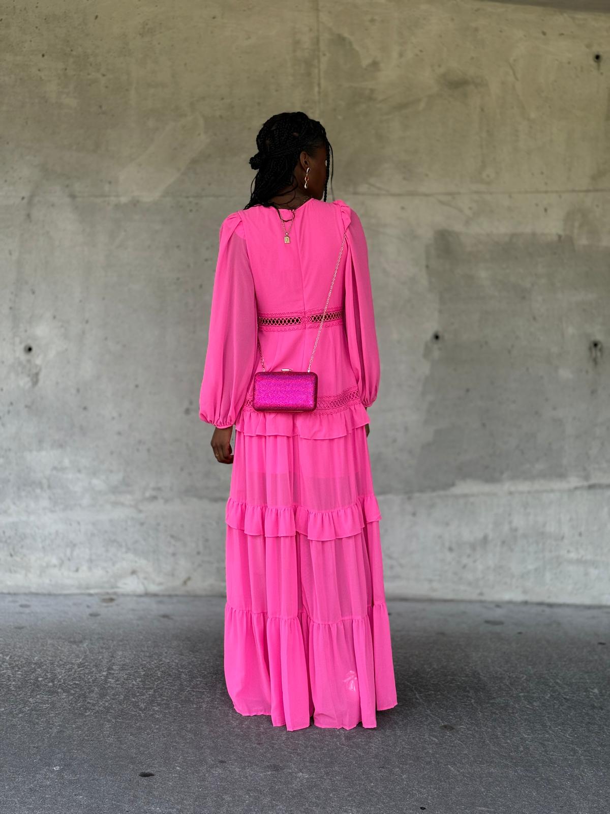 Vestido de folho e renda