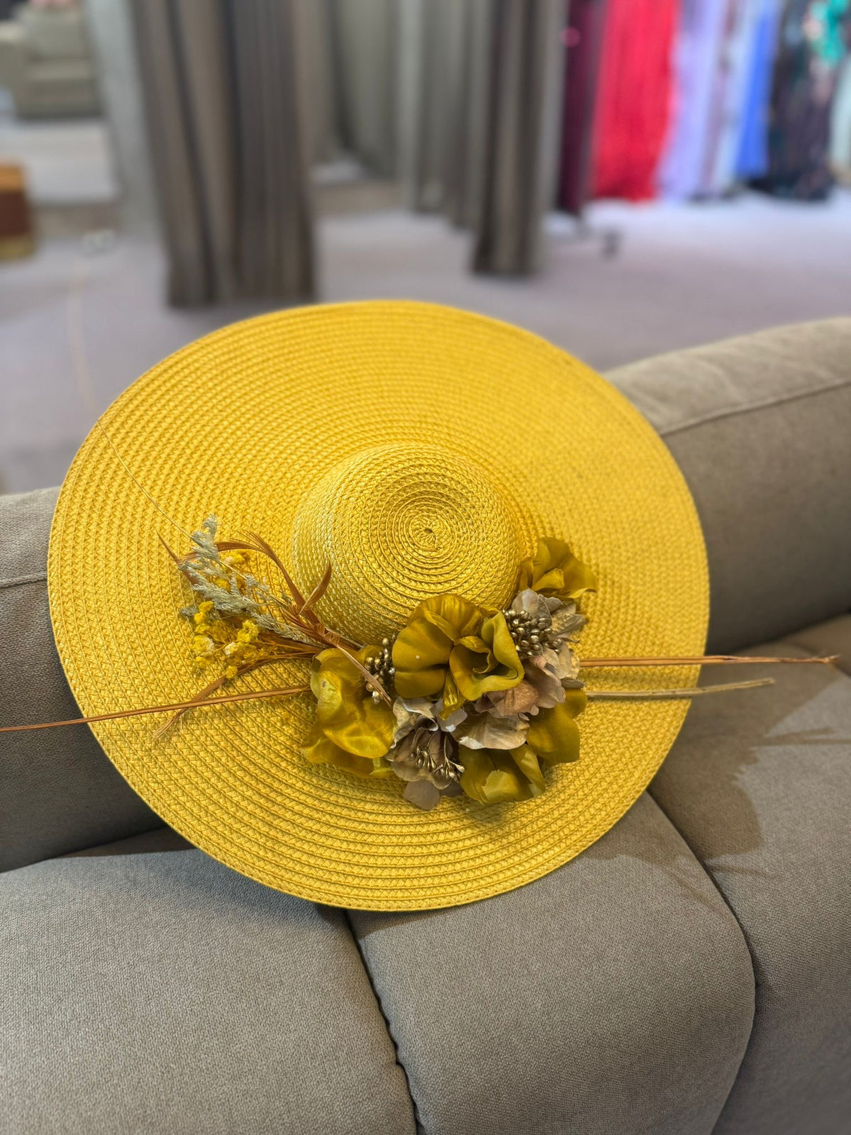 TOUCADO AMARELO
