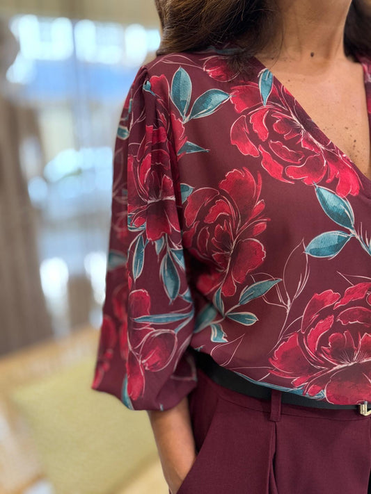 Blusa com estampado floral