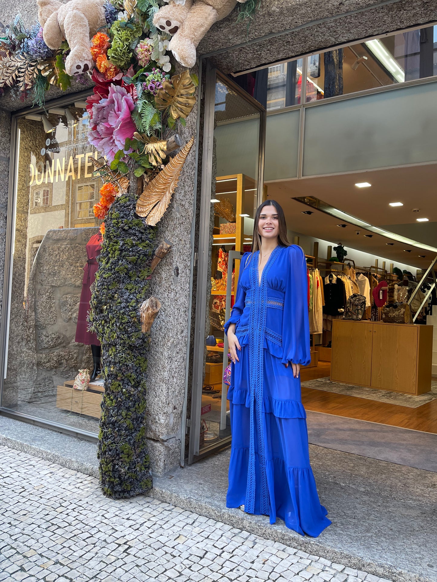 Vestido de folho e renda