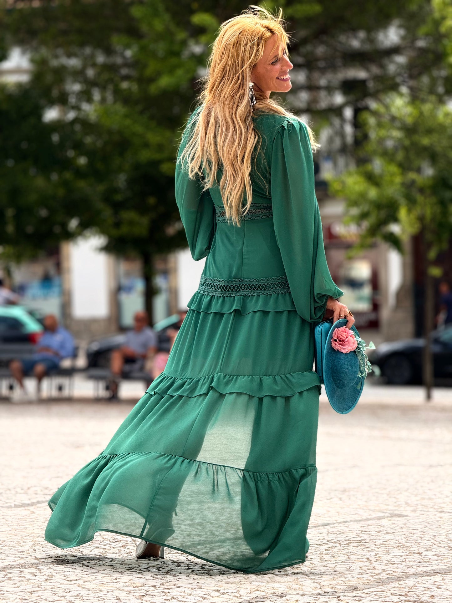 Vestido de folho e renda