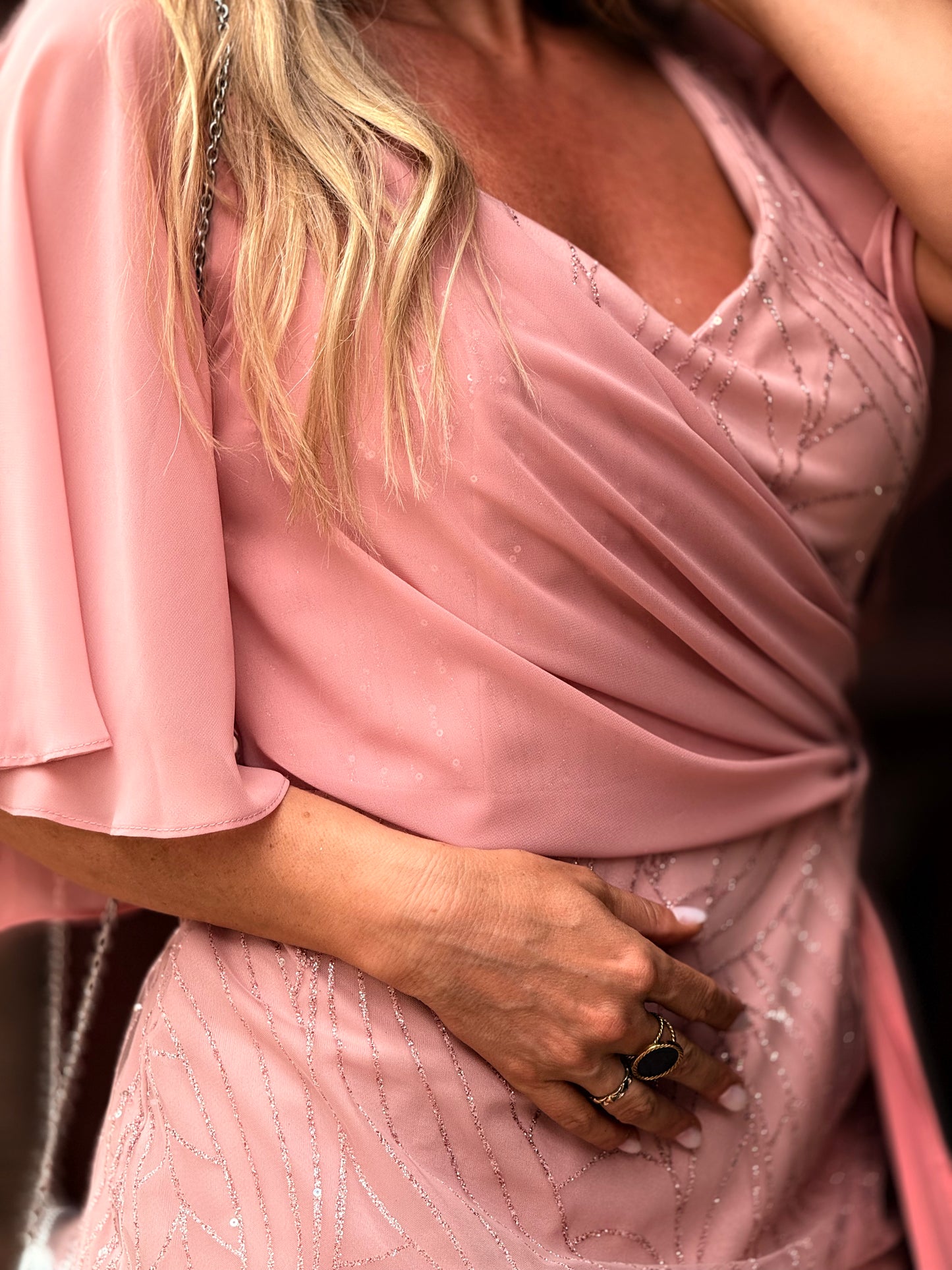 Vestido tule e lantejoula