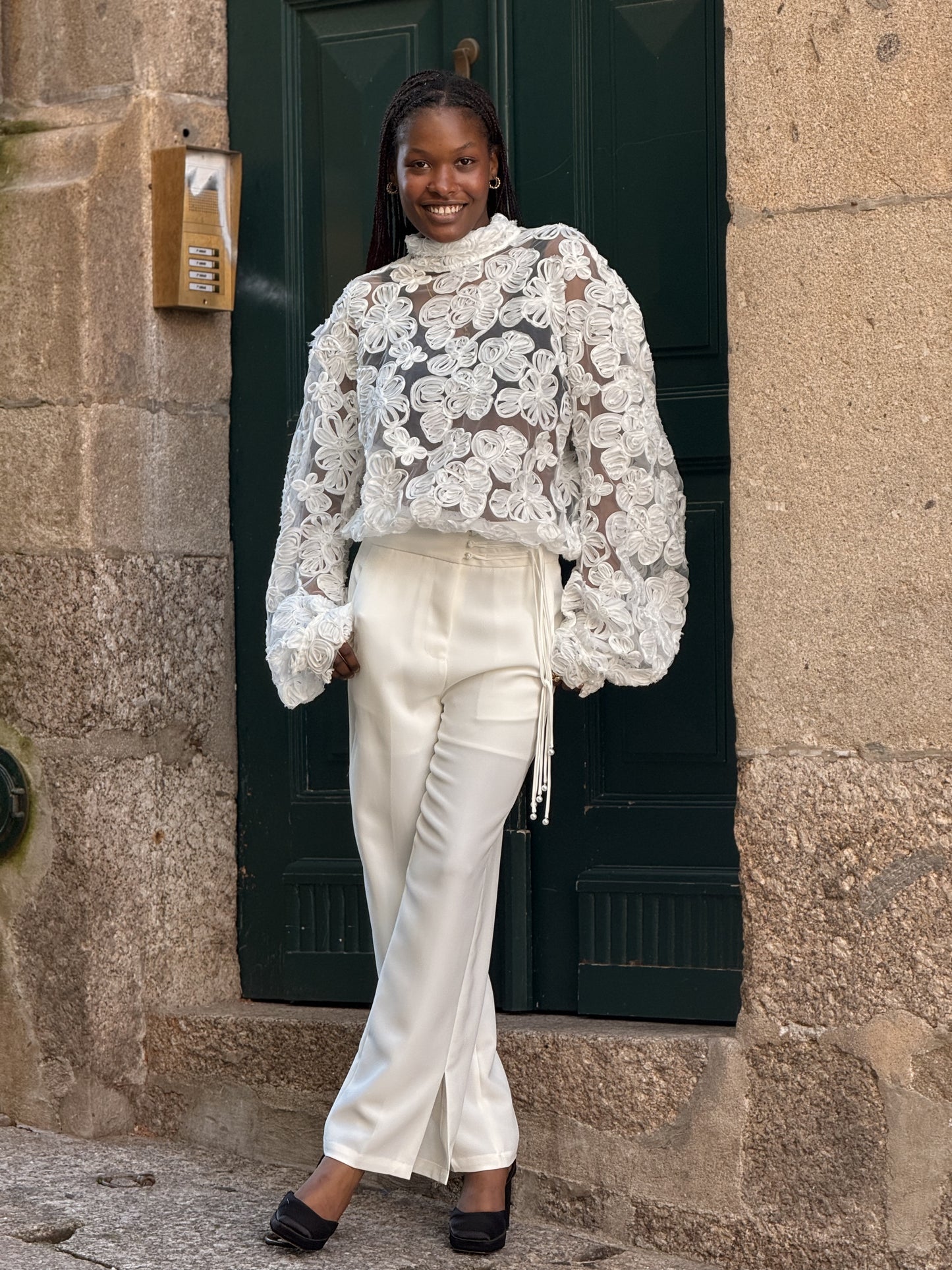 Blusa oversized bordada