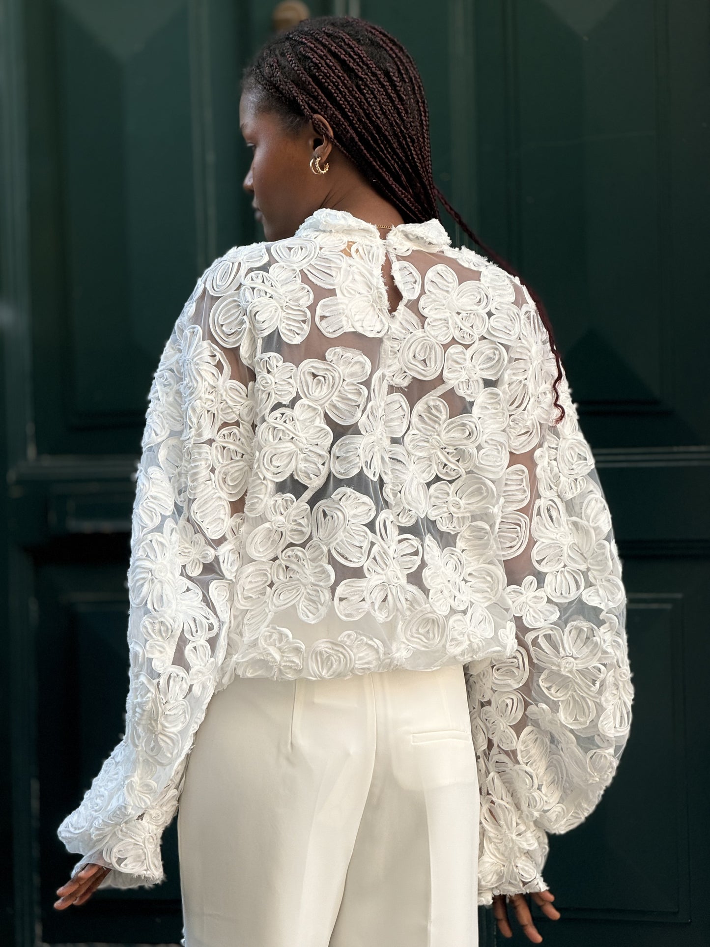 Blusa oversized bordada