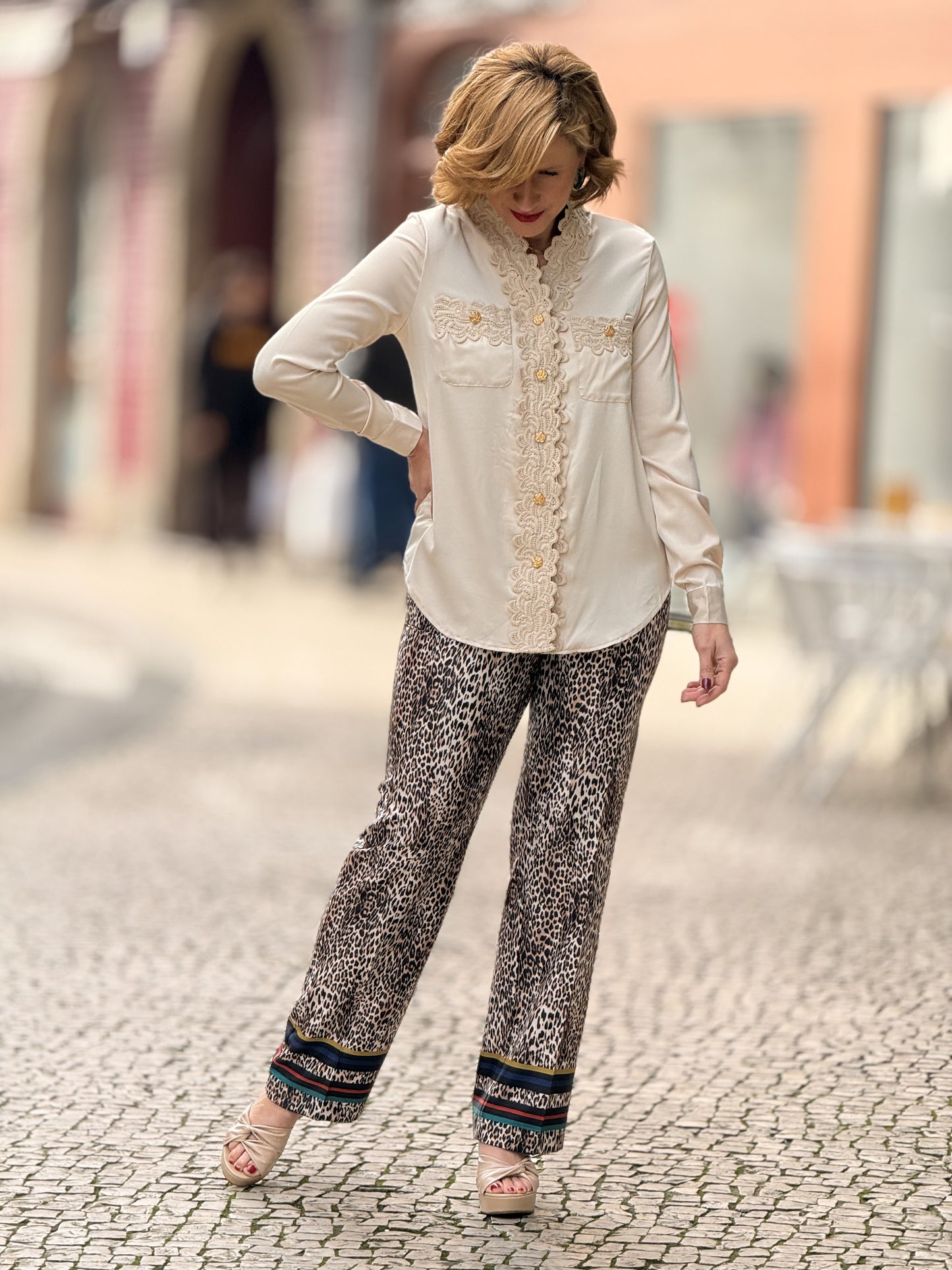 Blusa com renda