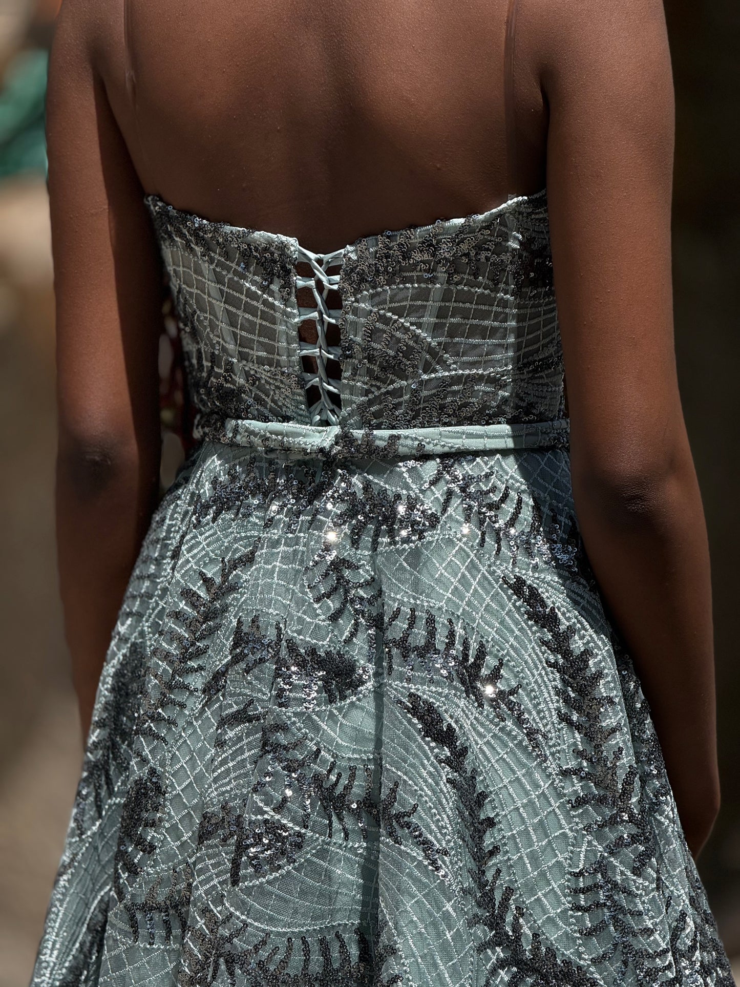Vestido tecido texturado com cinto