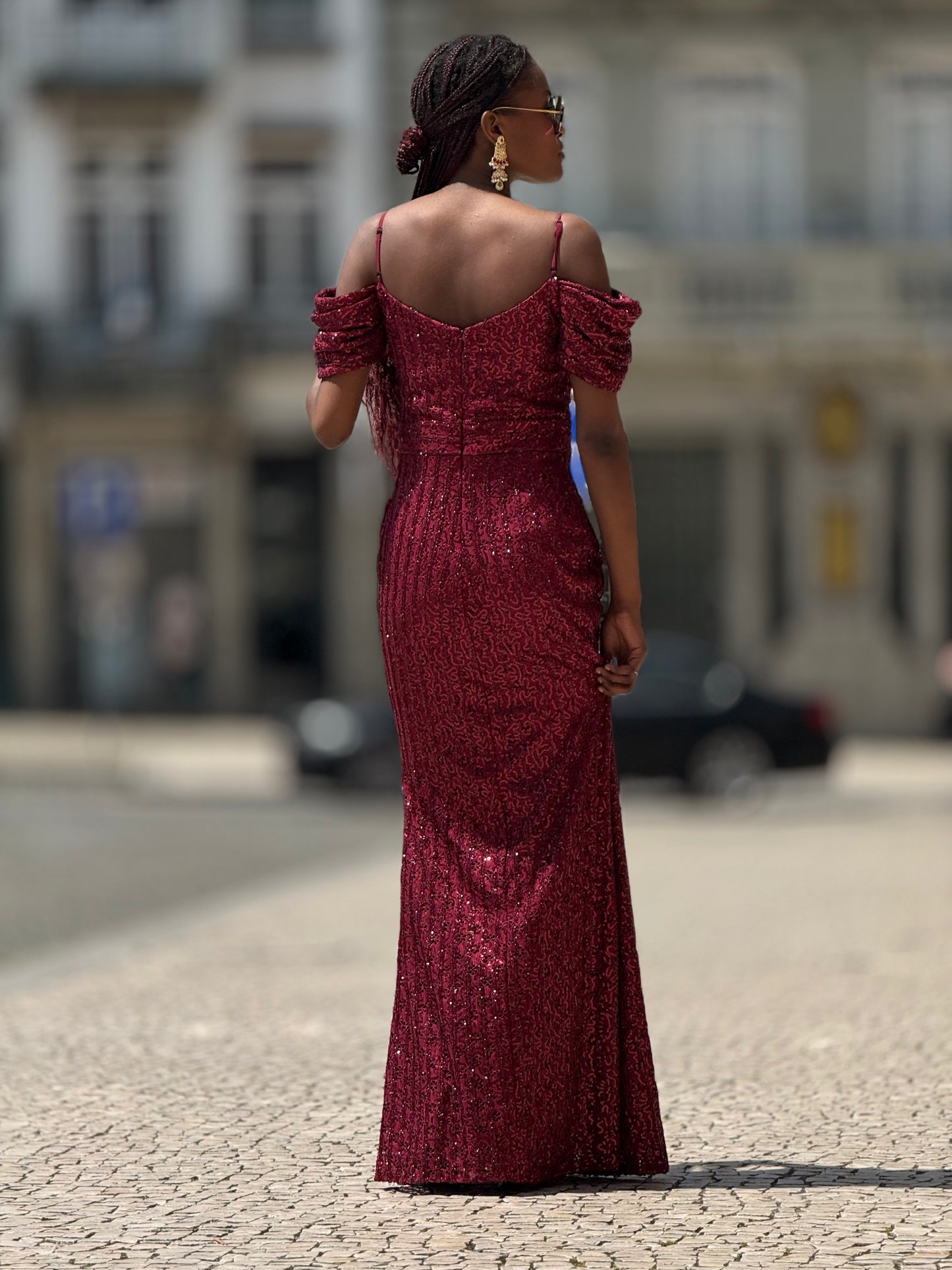 Vestido sereia com bordado e lantejoula