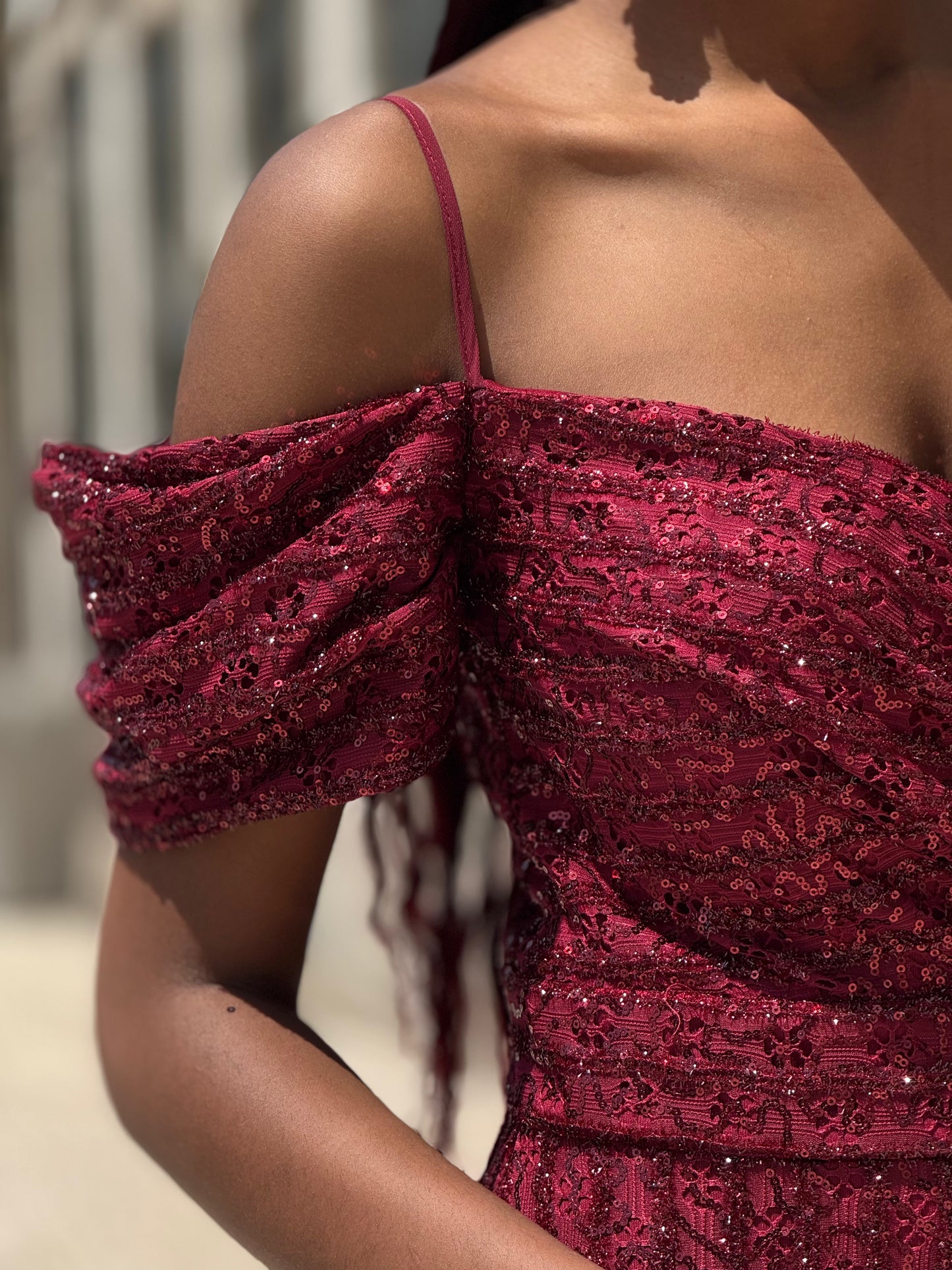Vestido sereia com bordado e lantejoula