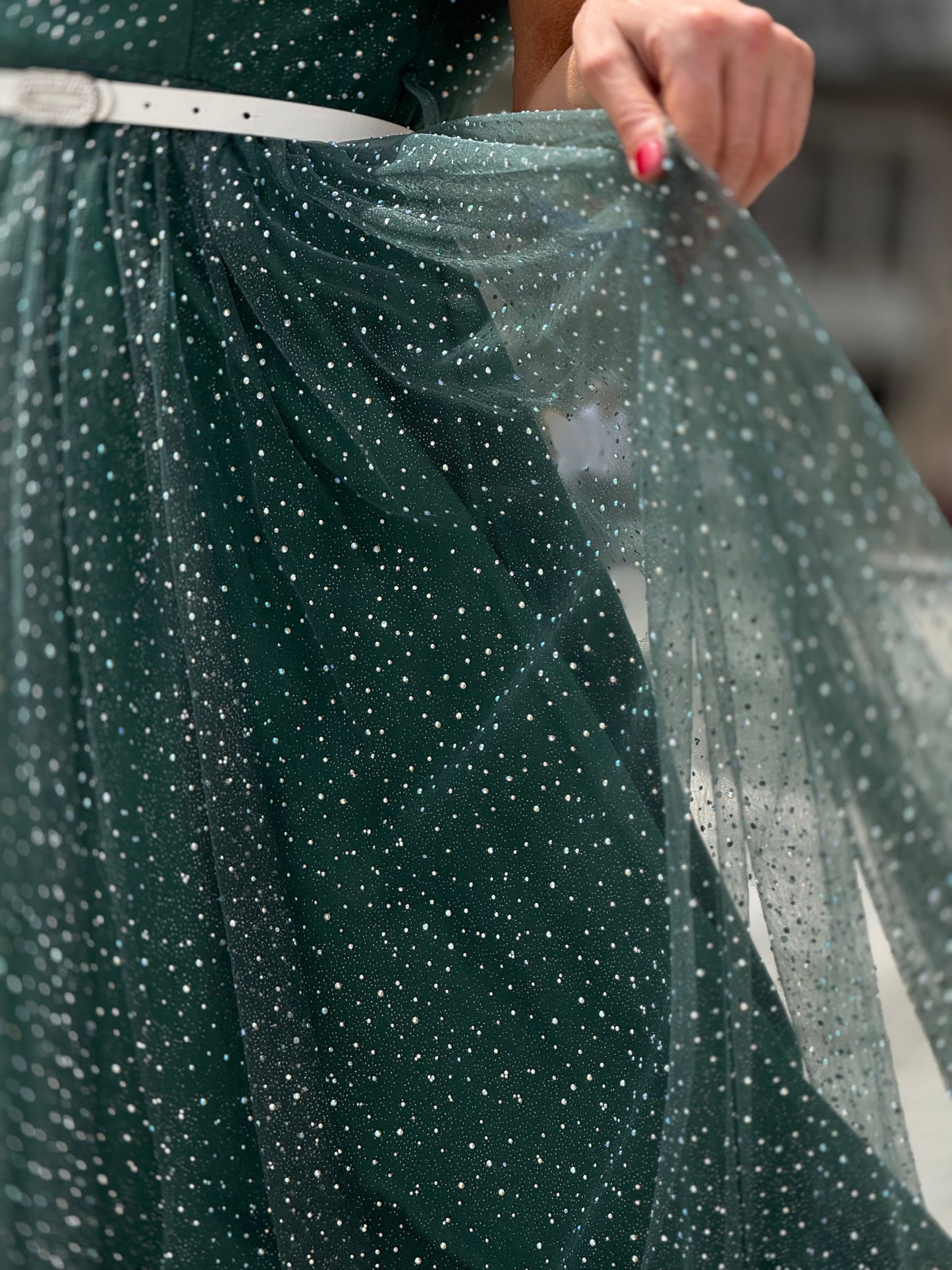 Vestido glitter em bola