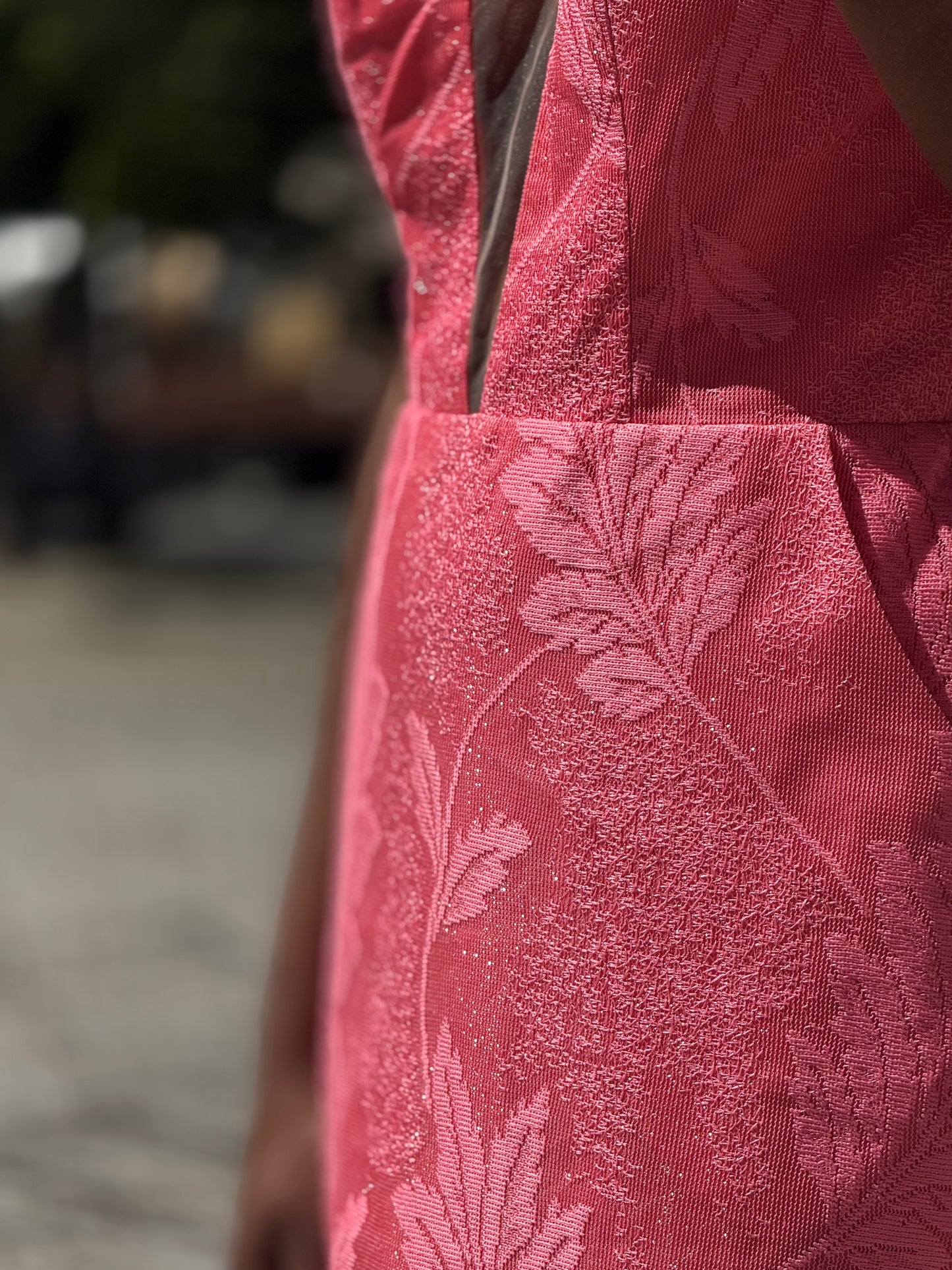 Vestido sereia tecido brocado