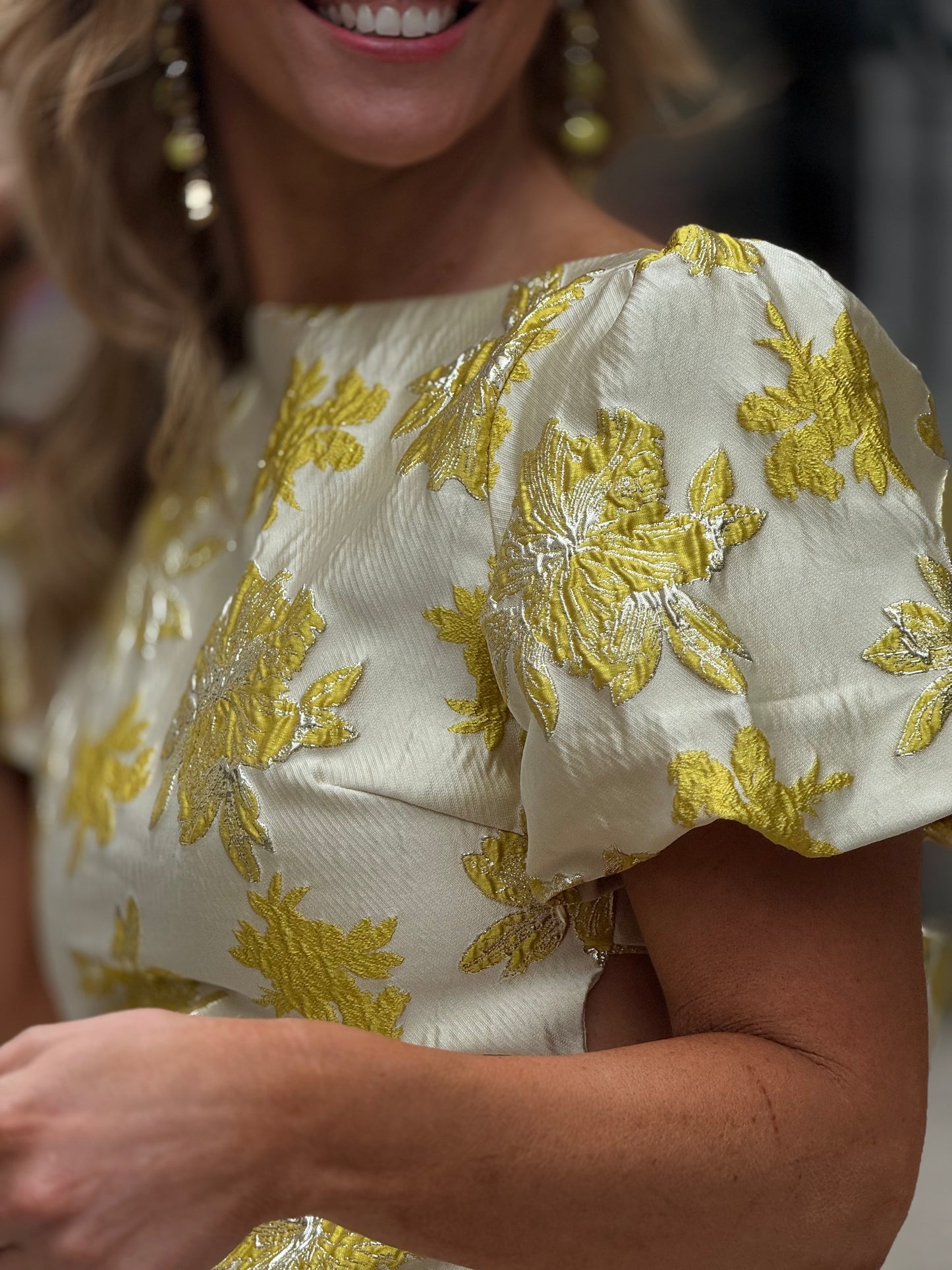 Vestido brocado