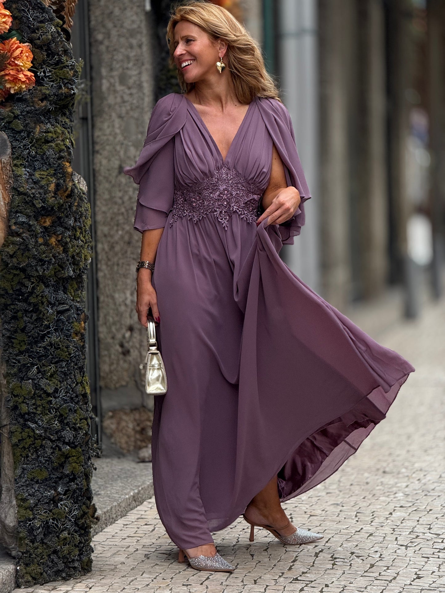 Vestido renda e chiffon