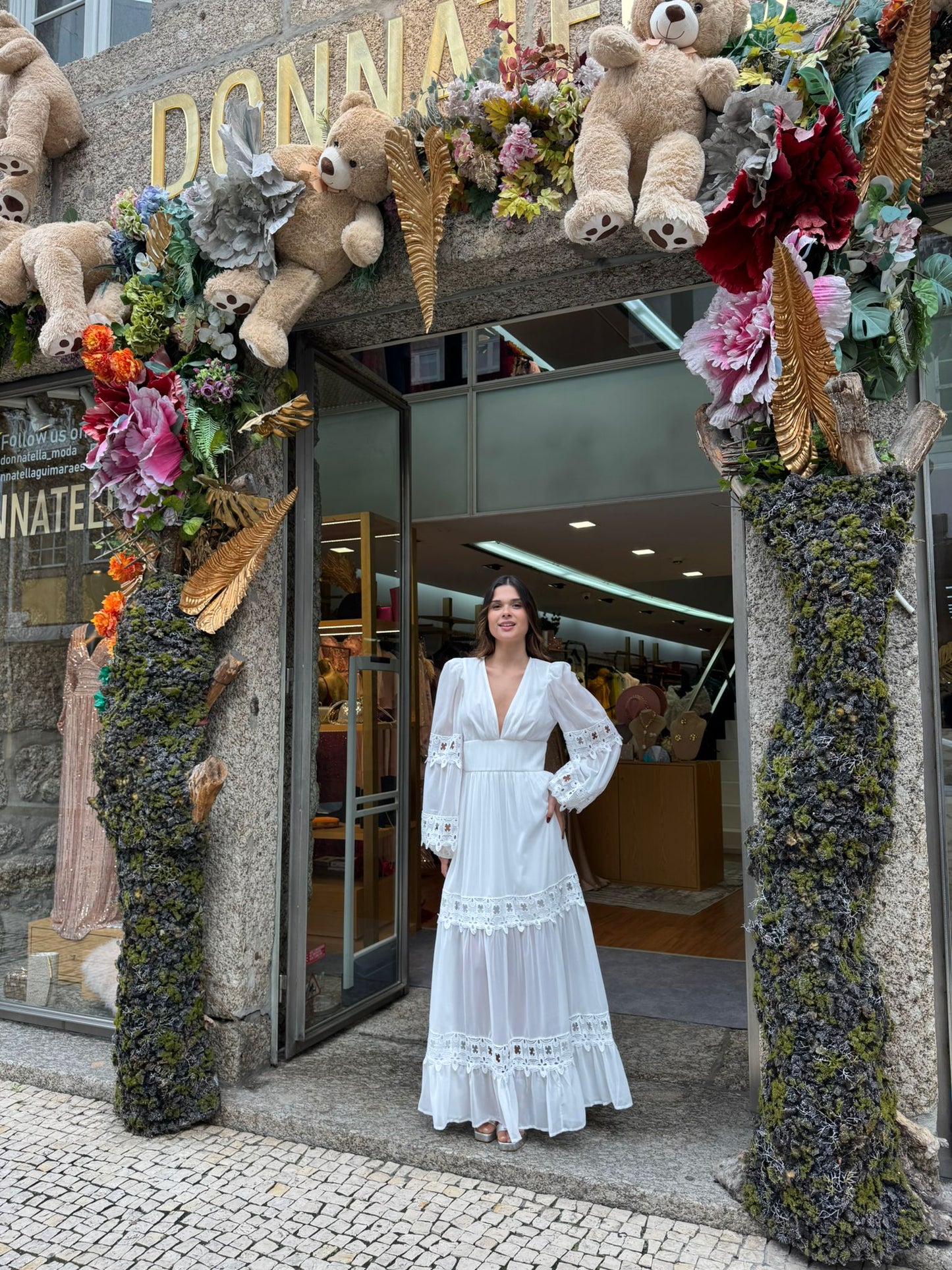 Vestido branco de renda