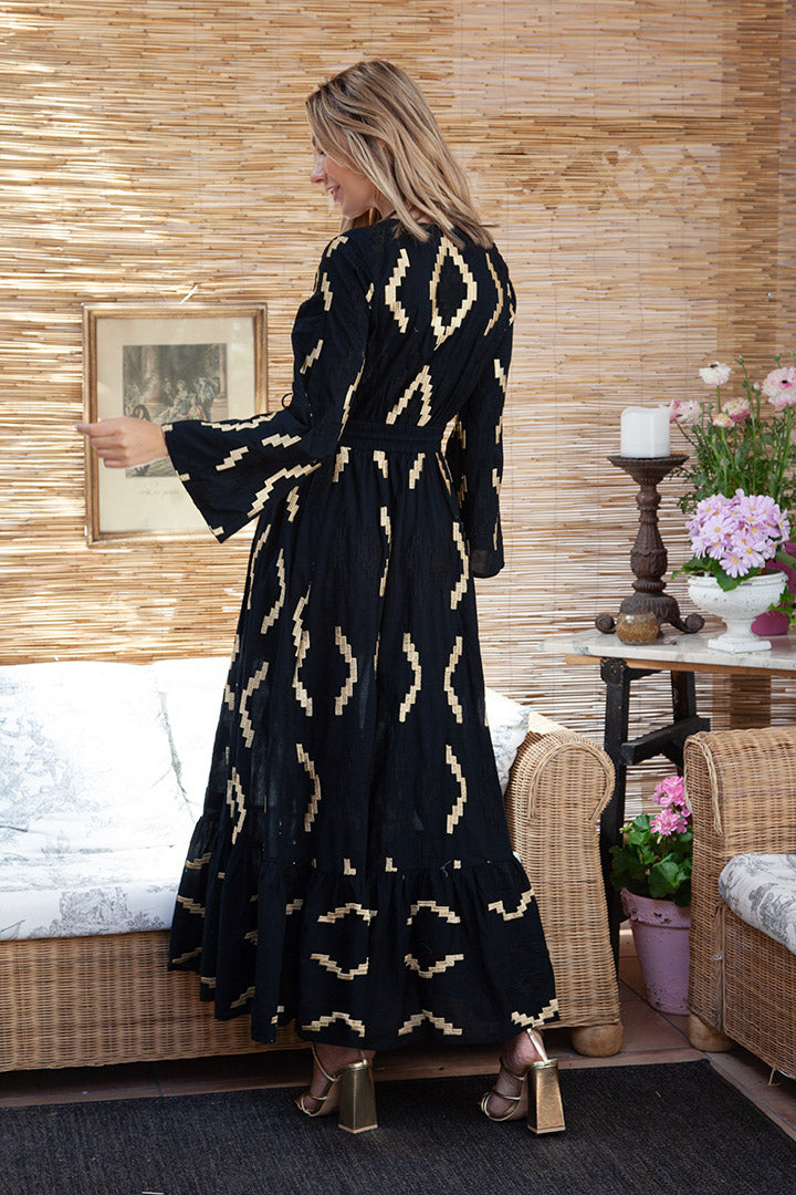 Kimono preto e dourado