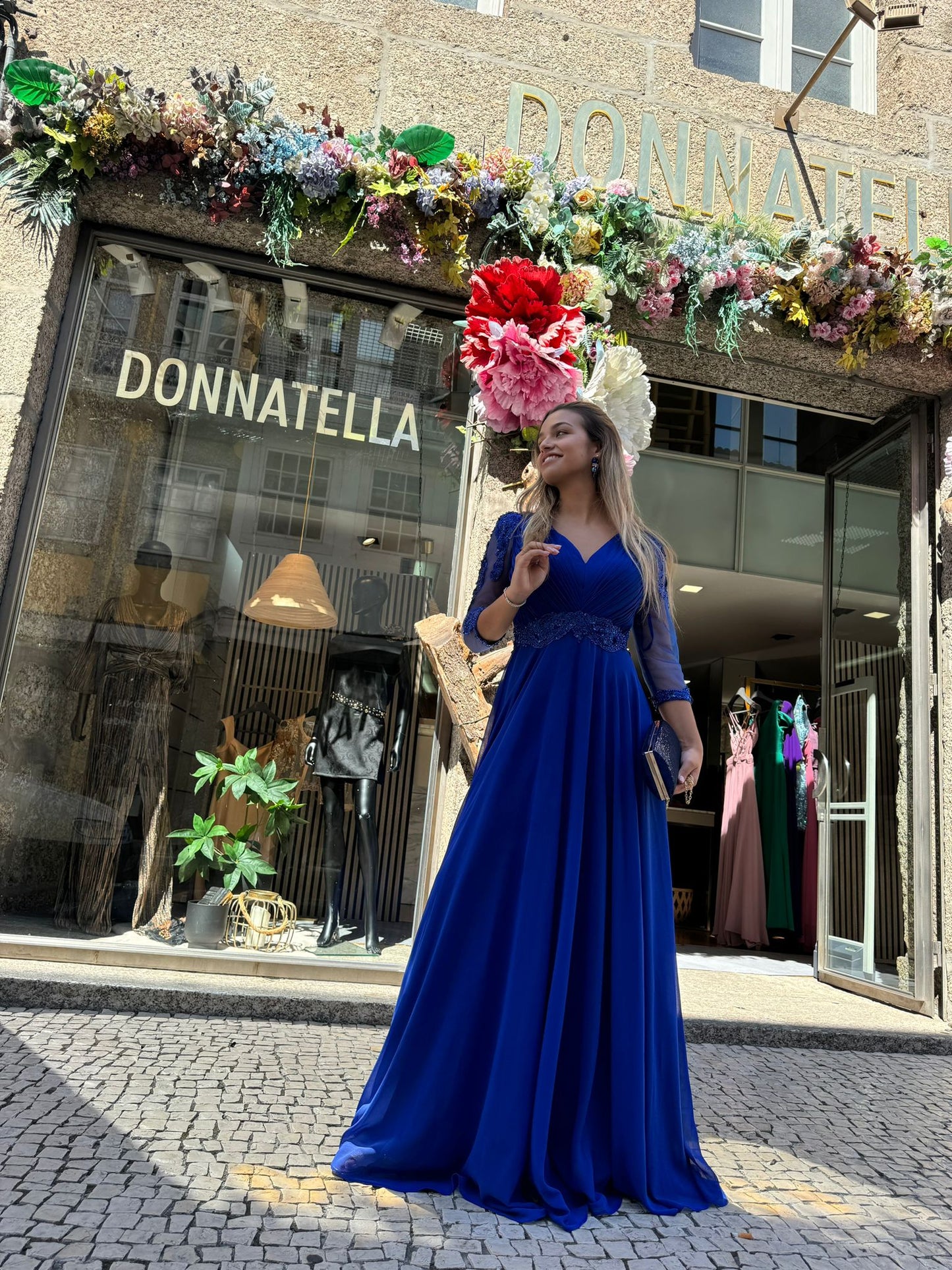 Vestido renda de manga