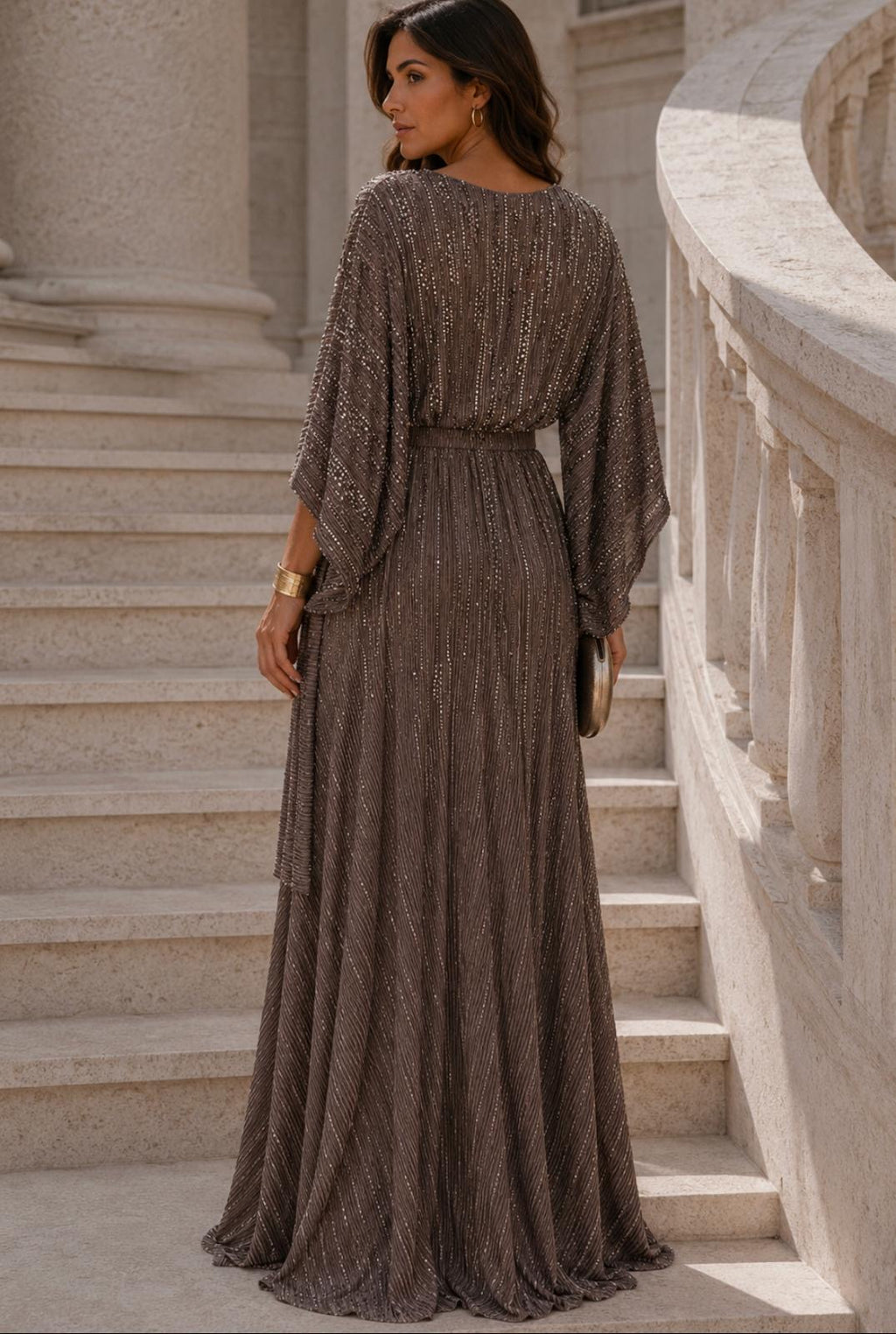 VESTIDO TAUPE COM BRILHO
