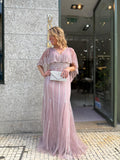 VESTIDO LANTEJOULAS COM CAPA
