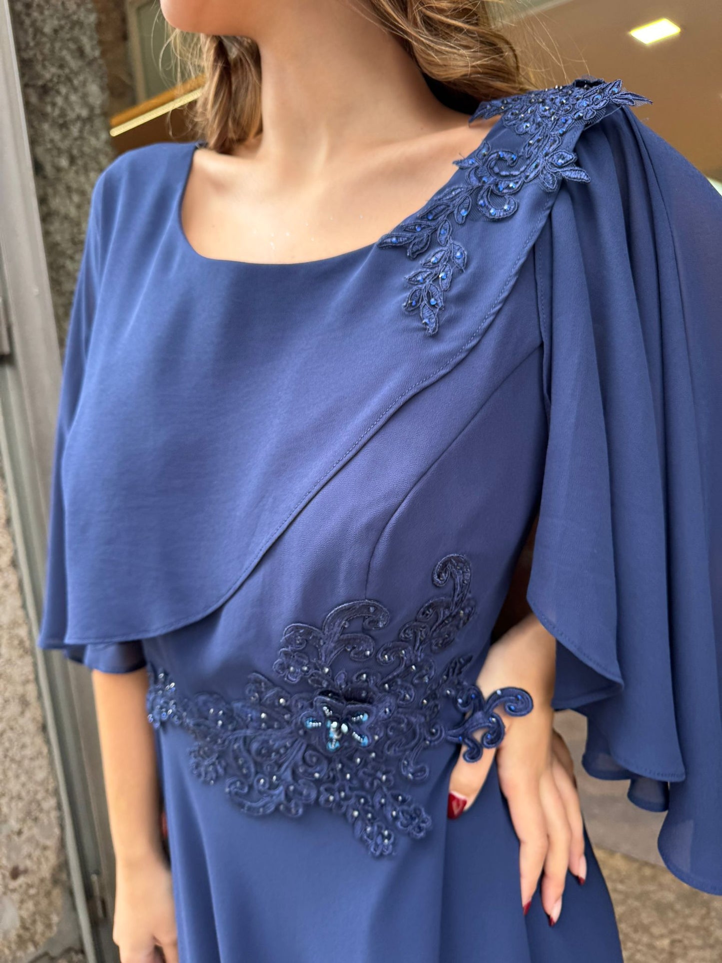 Vestido lantejoulas  e plumas