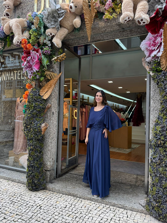 Vestido lantejoulas  e plumas