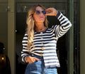 Blusa às Riscas com Botões Dourados