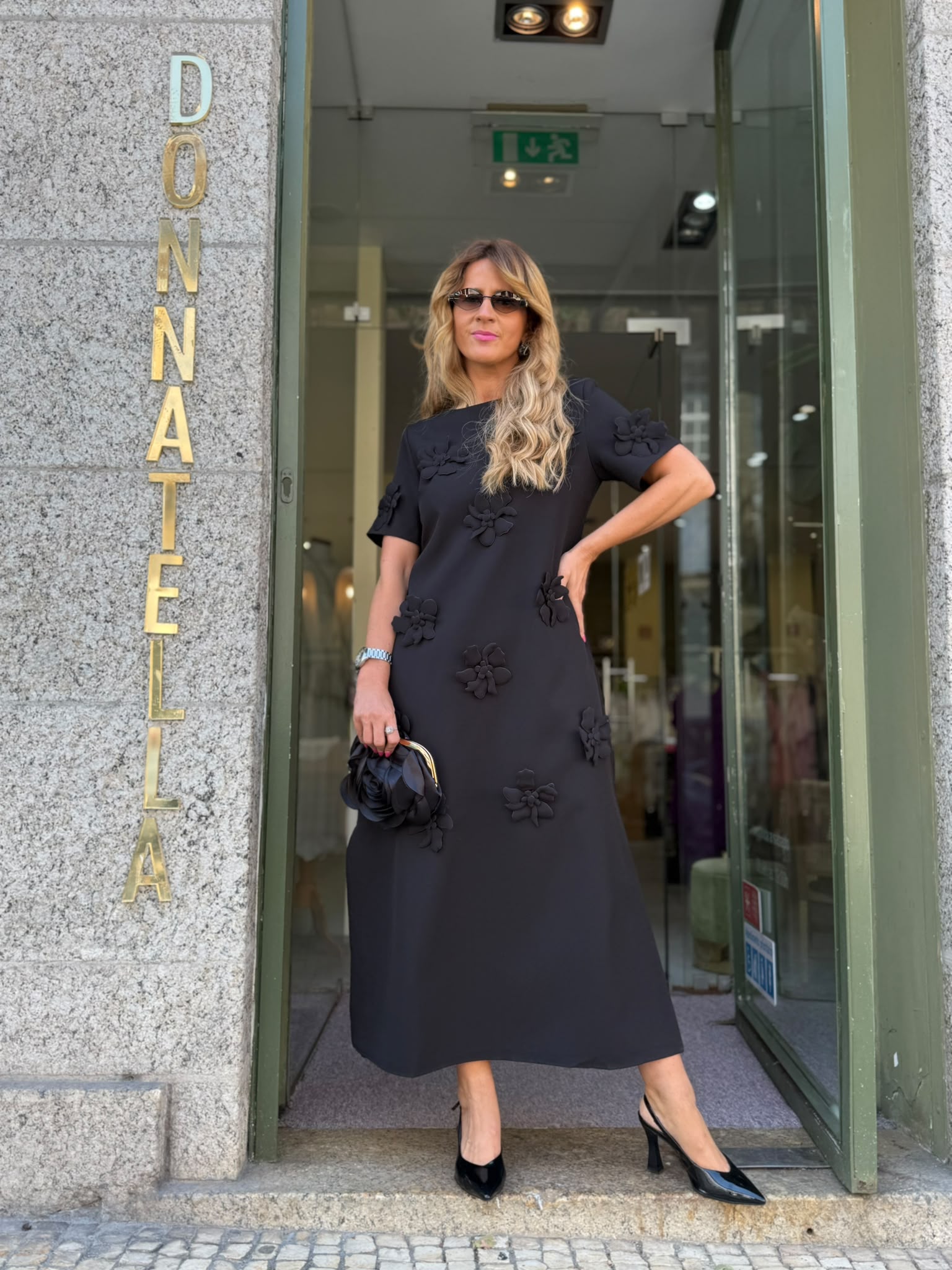 VESTIDO MIDI FLORAL 3D