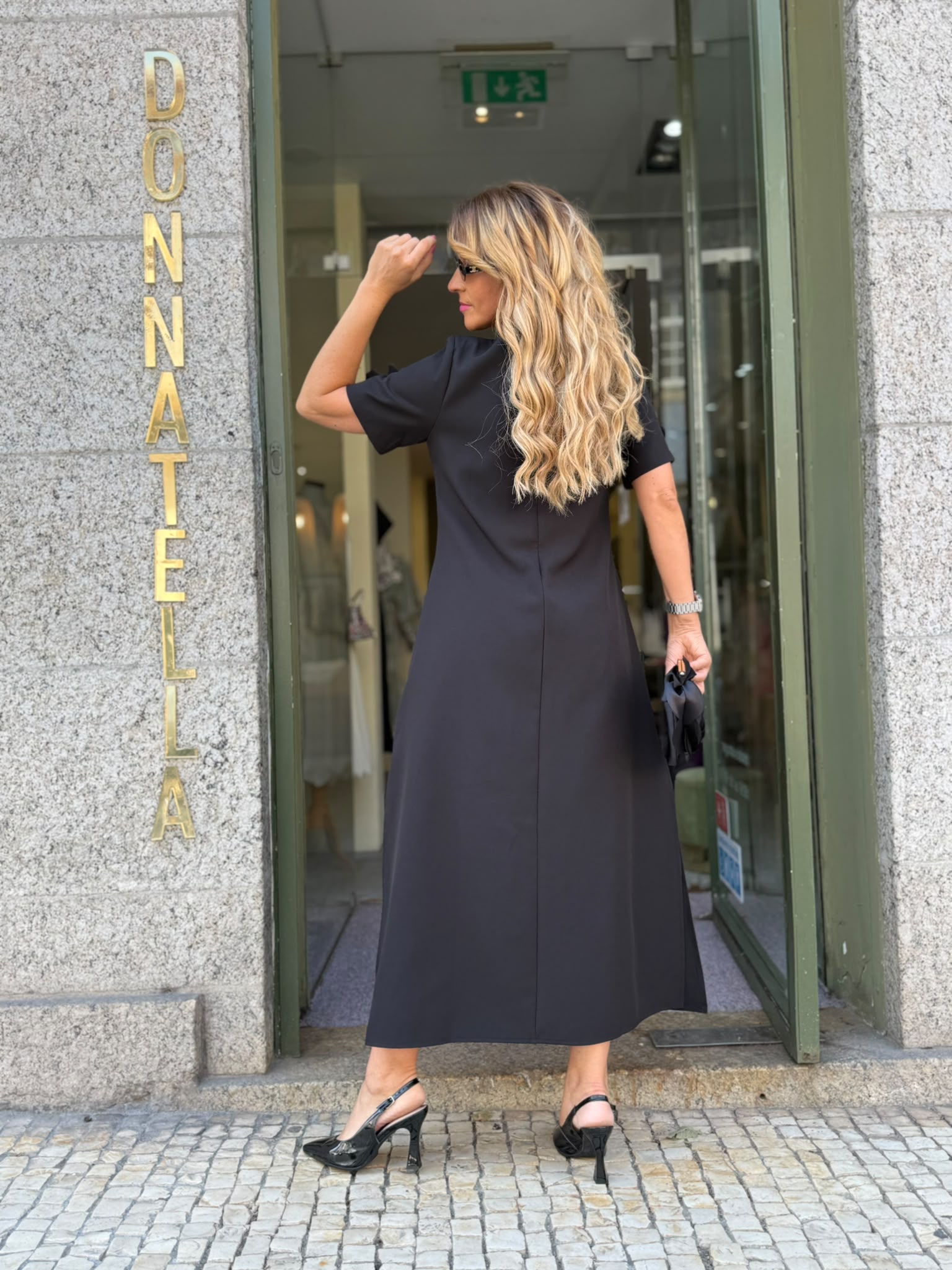 VESTIDO MIDI FLORAL 3D