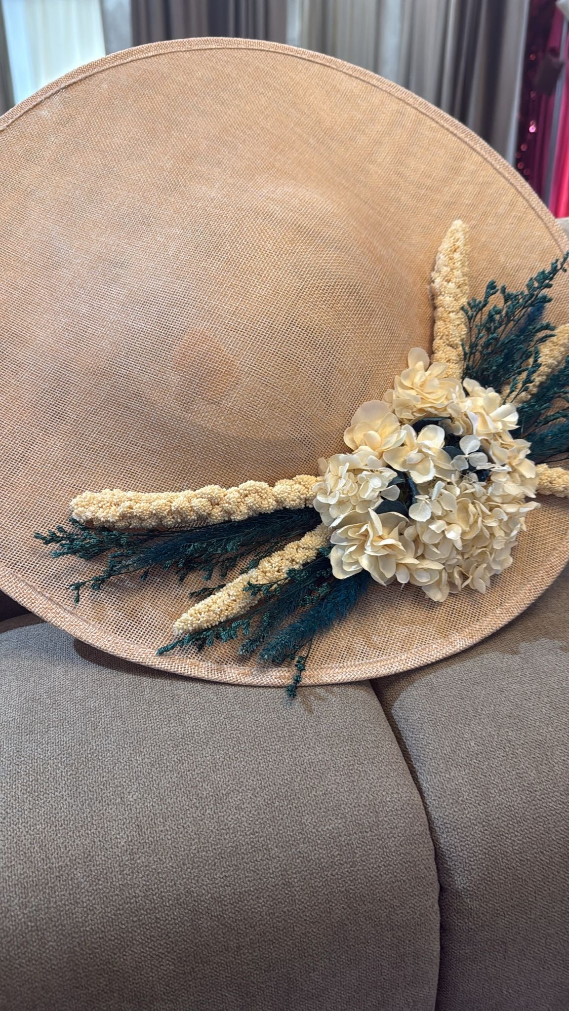 TOUCADO COM PORMENOR VERDE