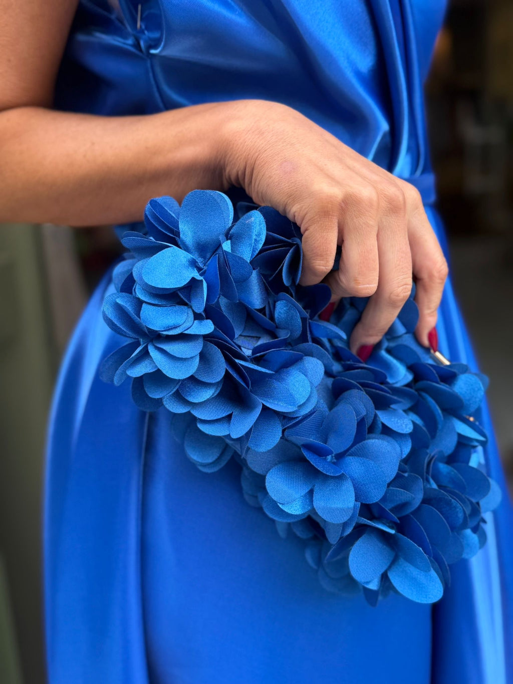 VESTIDO AZUL ELÉTRICO