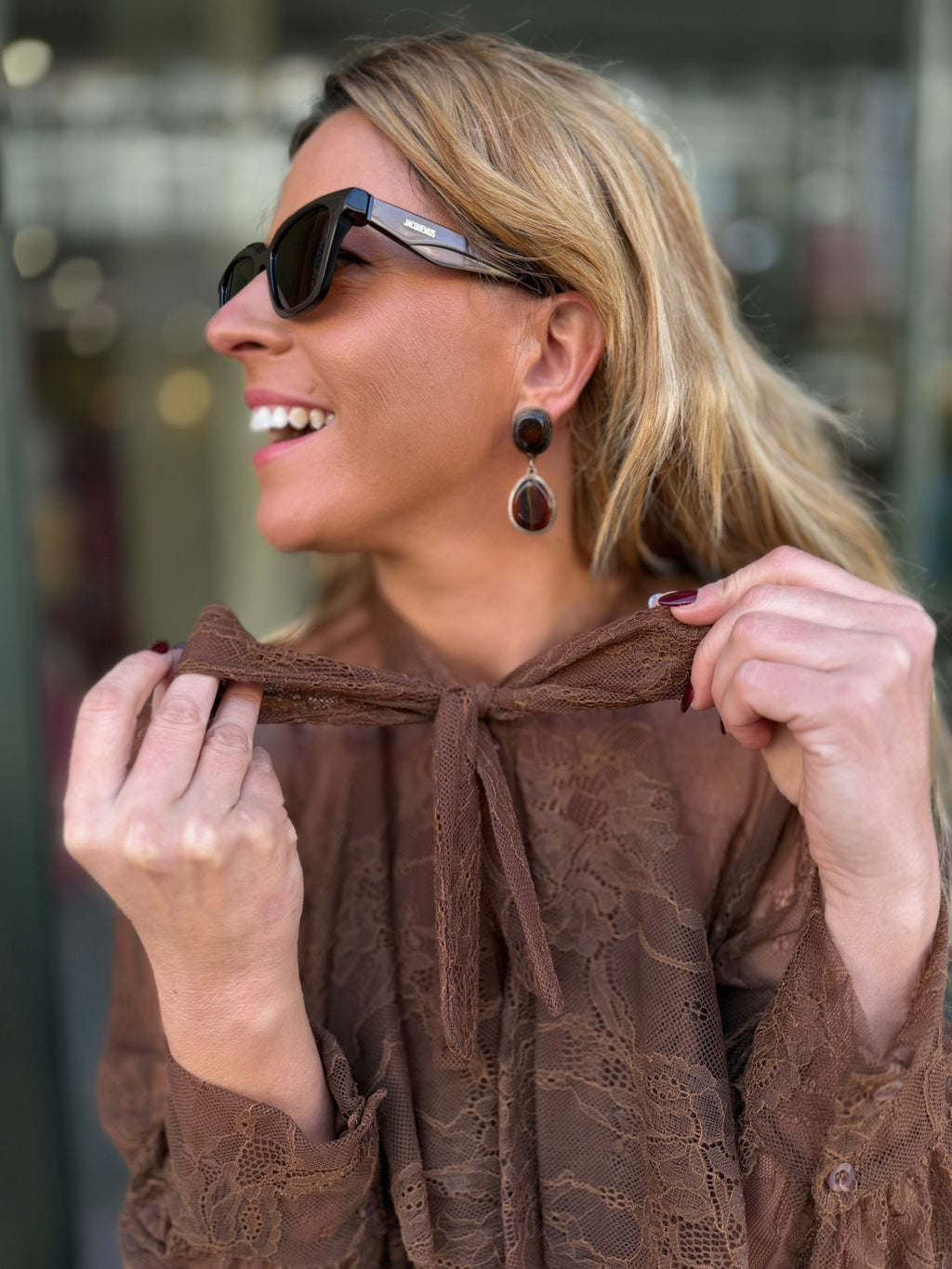 BLUSA DE RENDA