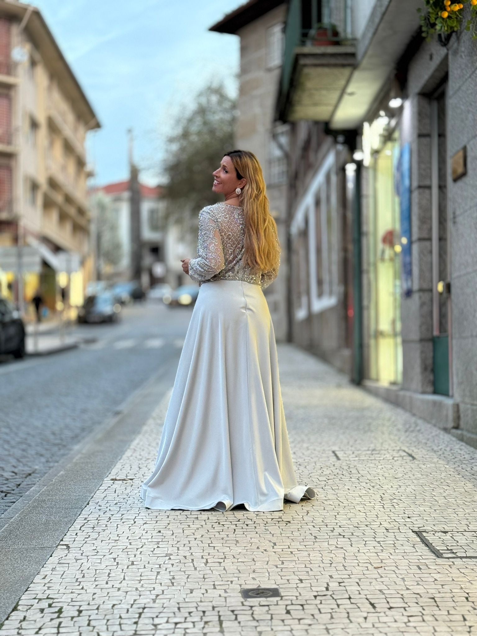 VESTIDO DUPLA SAIA