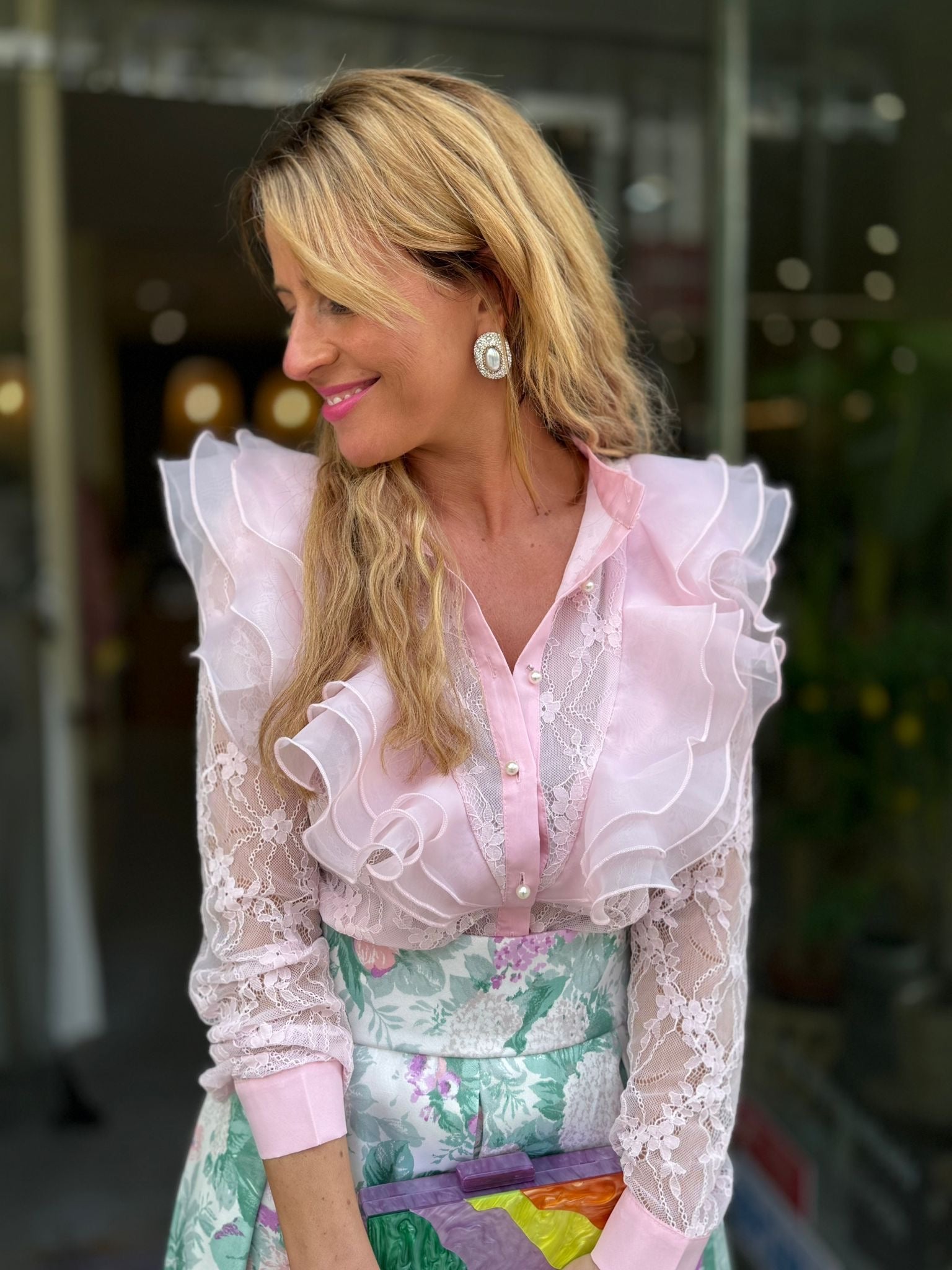 CAMISA EM RENDA E ORGANZA