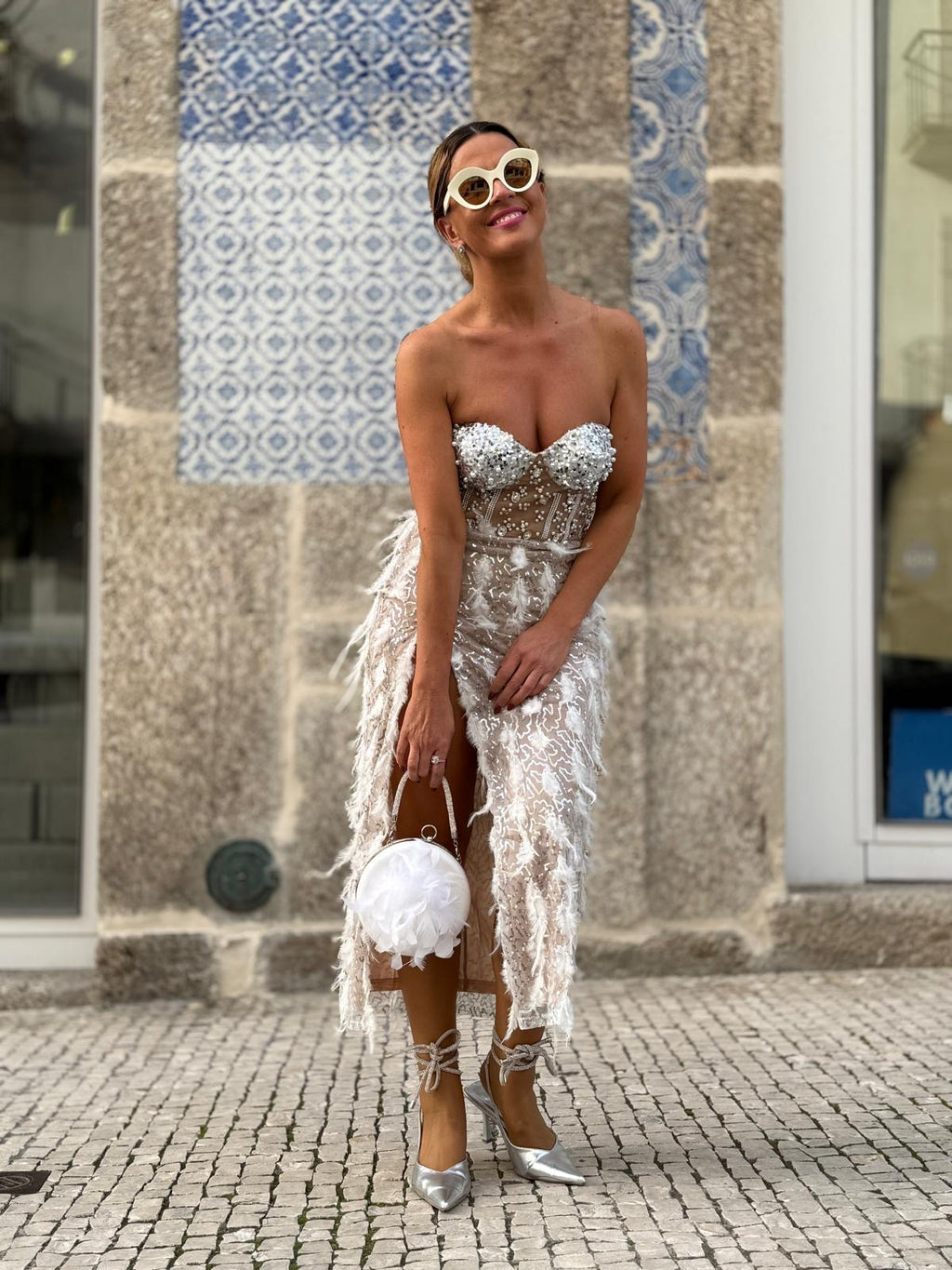VESTIDO MIDI BORDADO