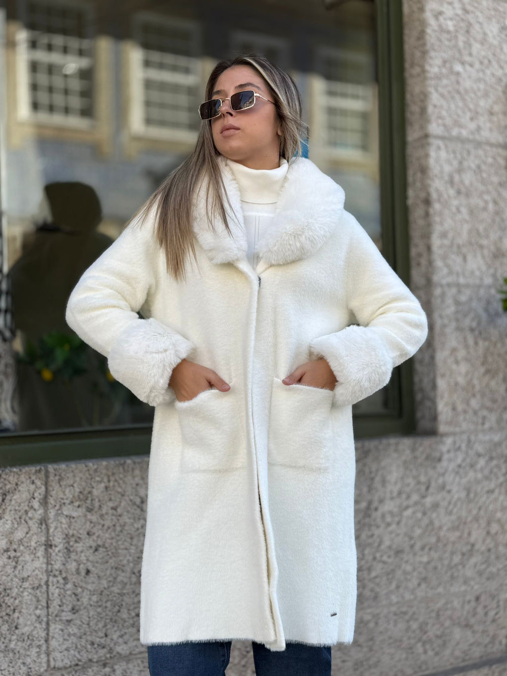 Casaco longo branco