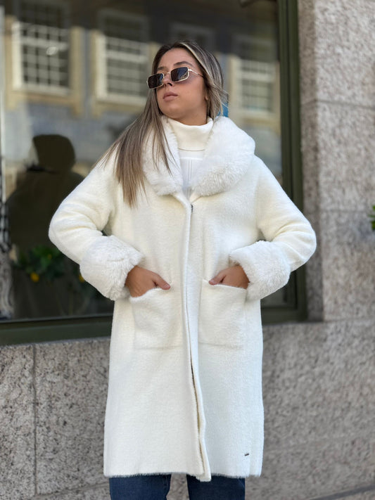 Casaco longo branco