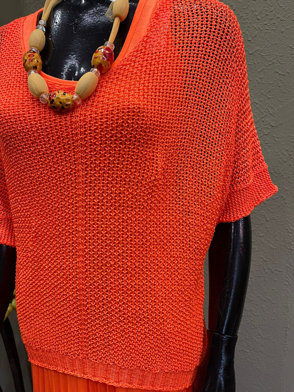 VESTIDO DE MALHA COM CAMISOLA