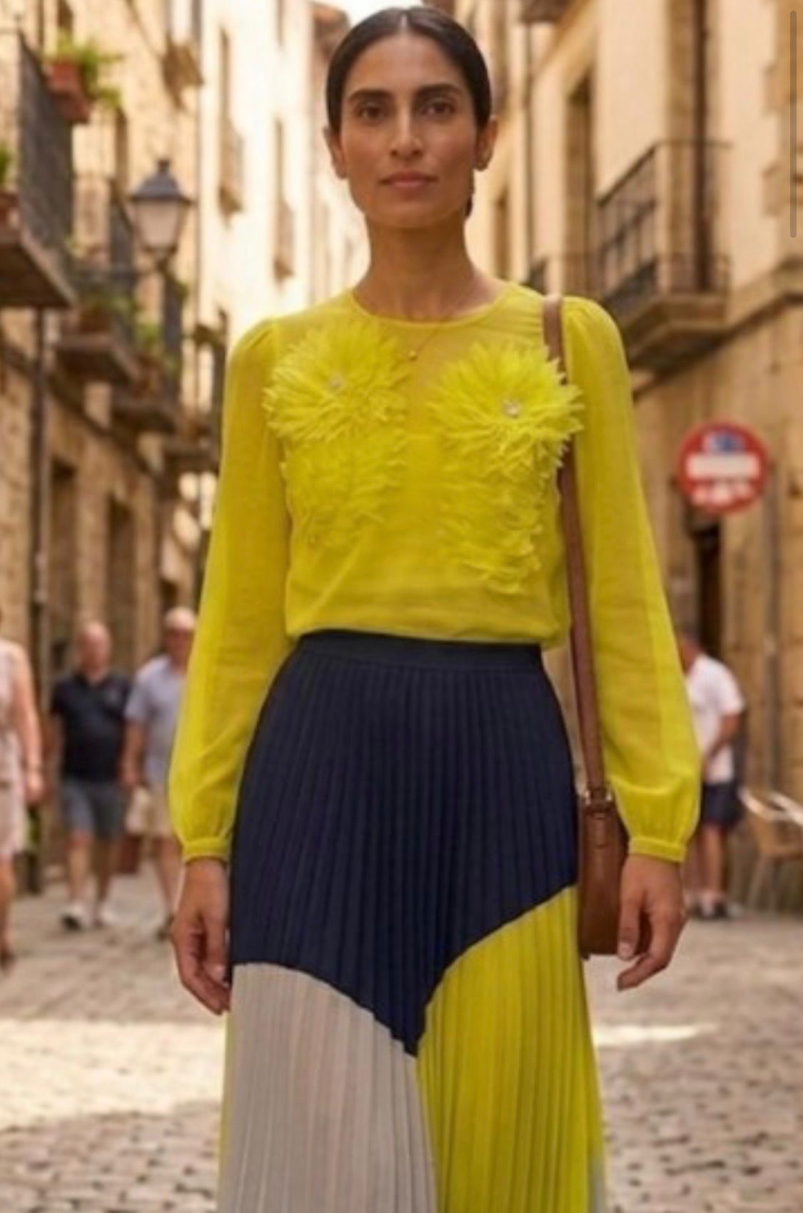 CAMISOLA AMARELA