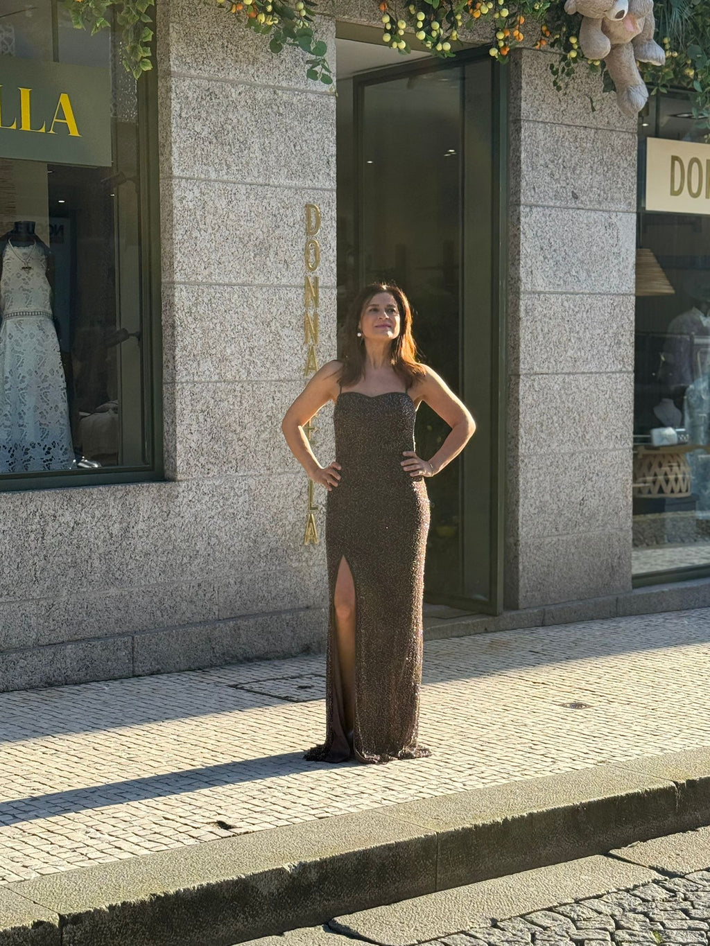 VESTIDO SEREIA PEDRARIA