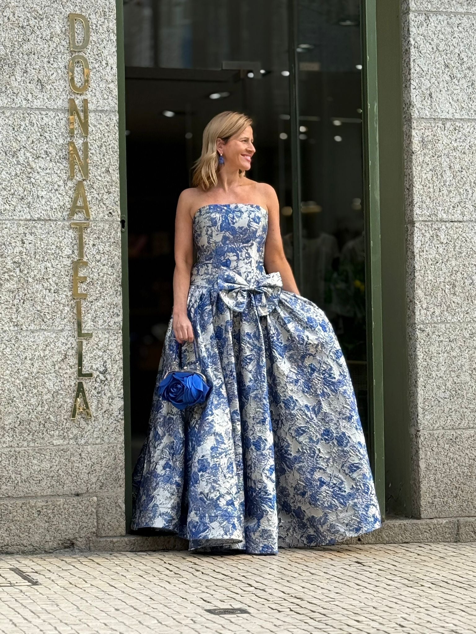 VESTIDO DO LAÇO BROCADO
