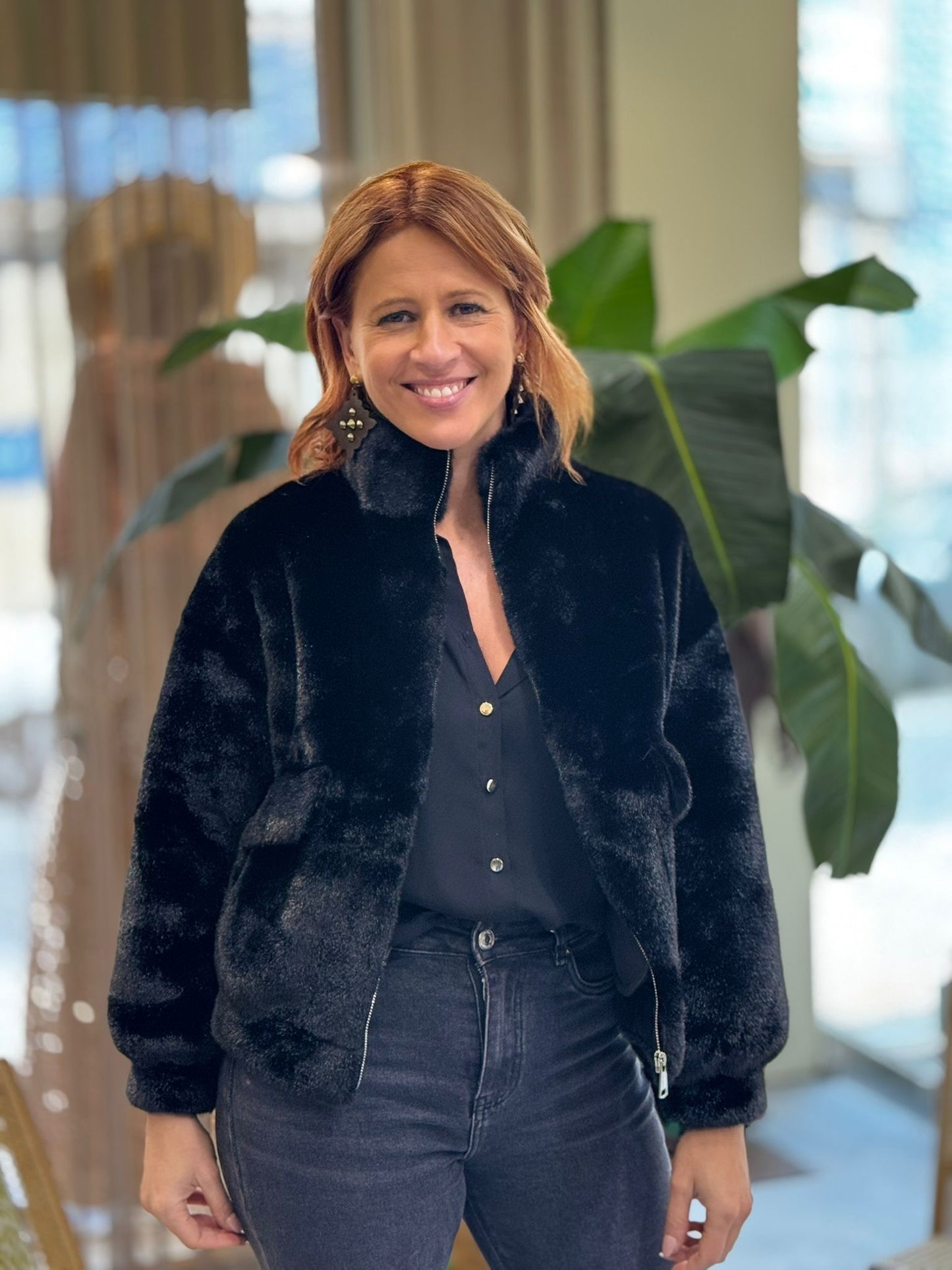 Casaco de pelo preto