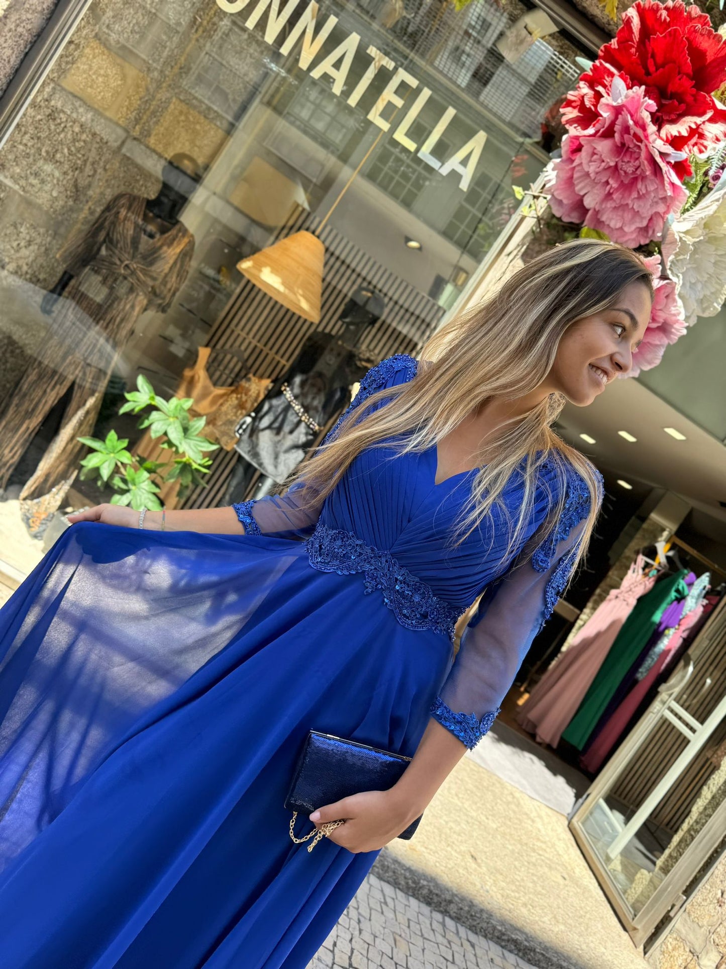 Vestido renda de manga