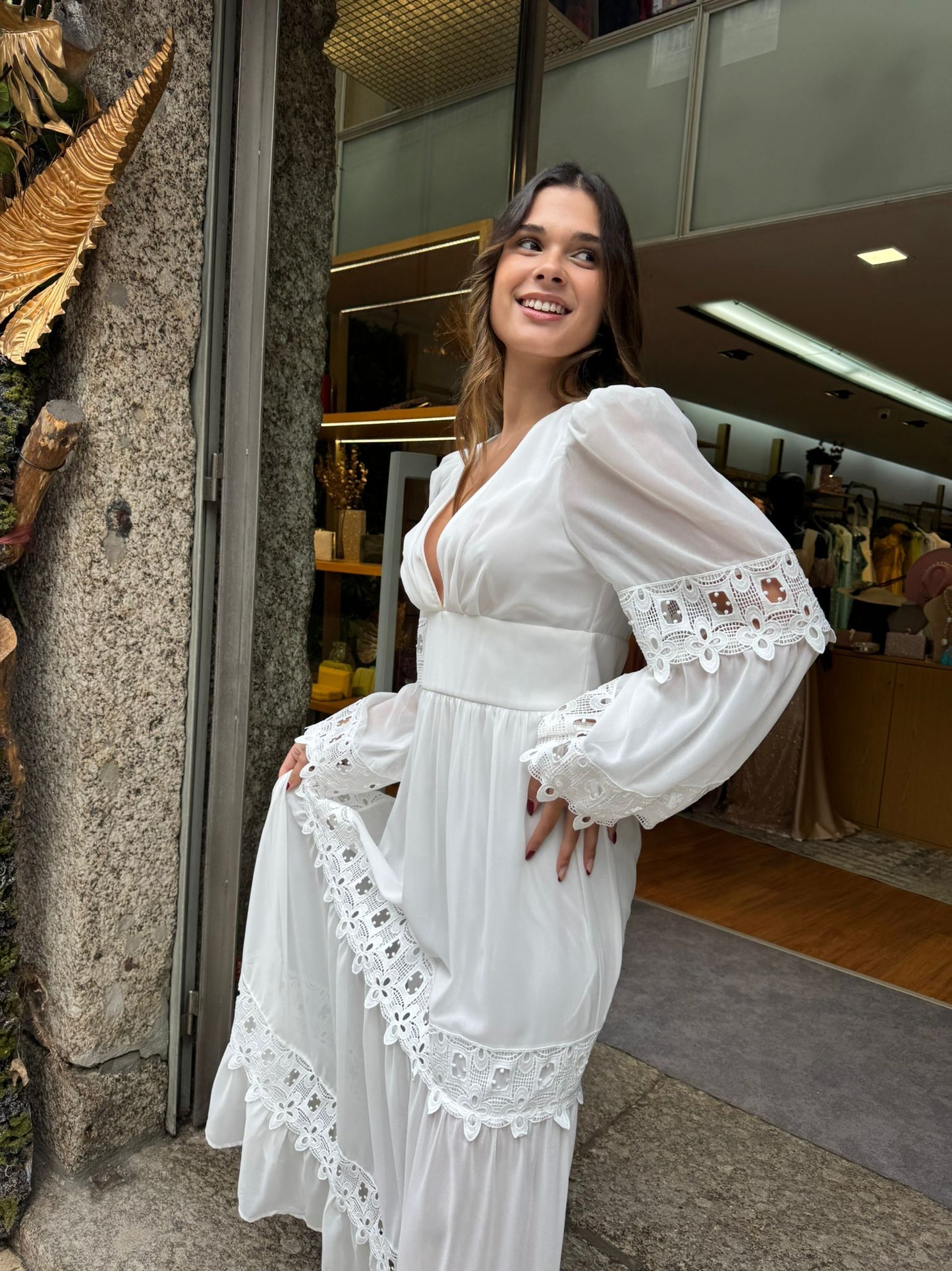 Vestido branco de renda