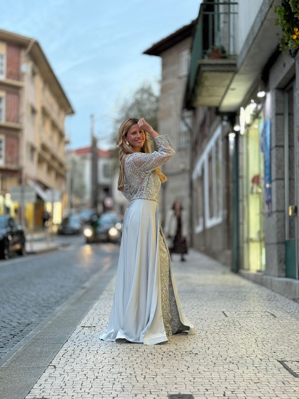 VESTIDO DUPLA SAIA