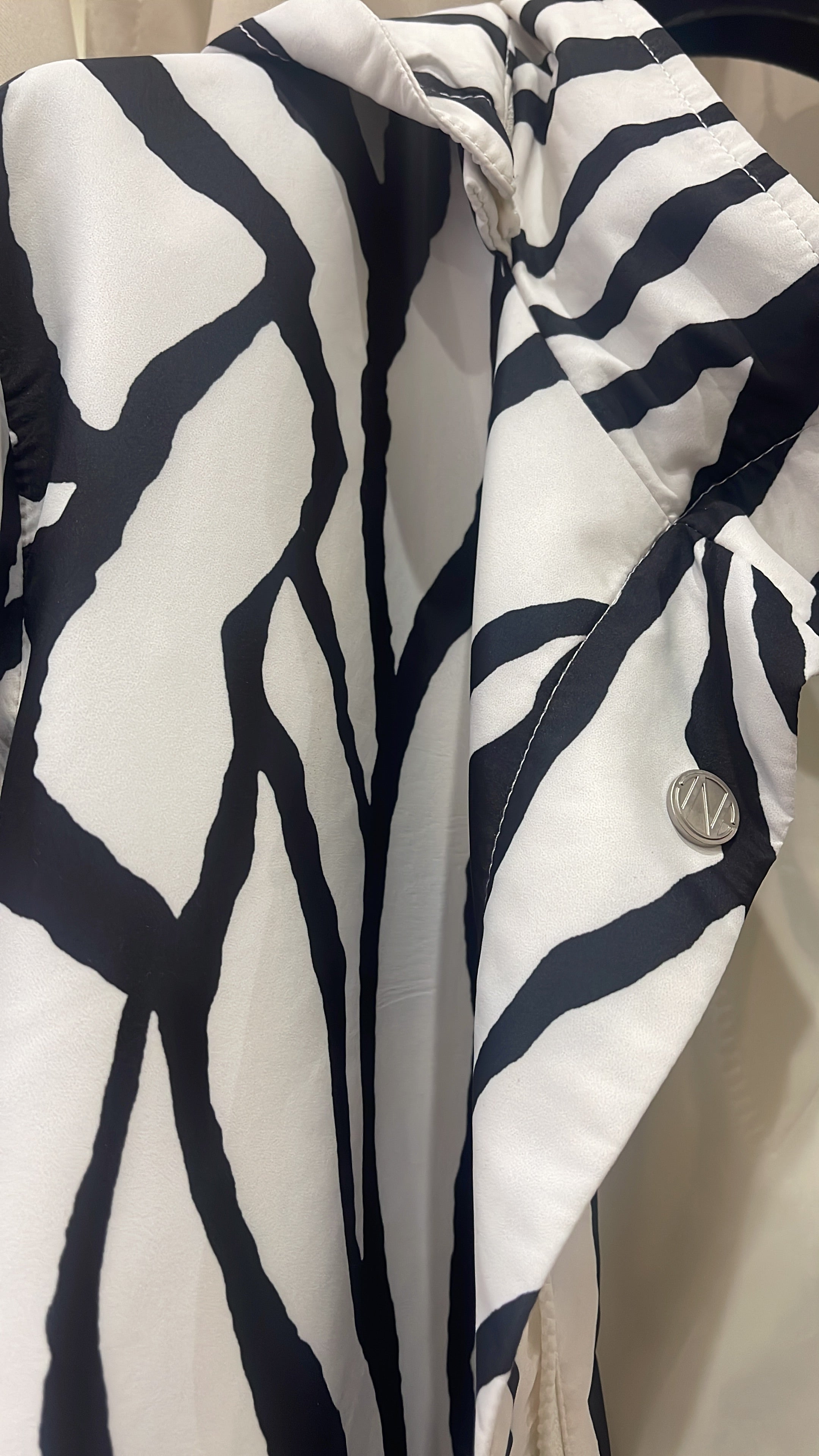 PARKA ESTAMPADA COM CAPUZ