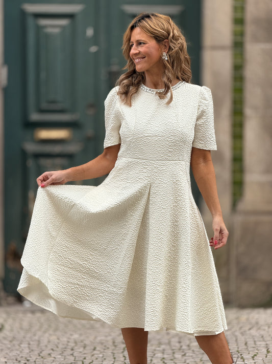 Vestido brocado