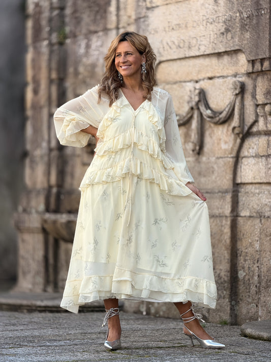 Vestido folhos