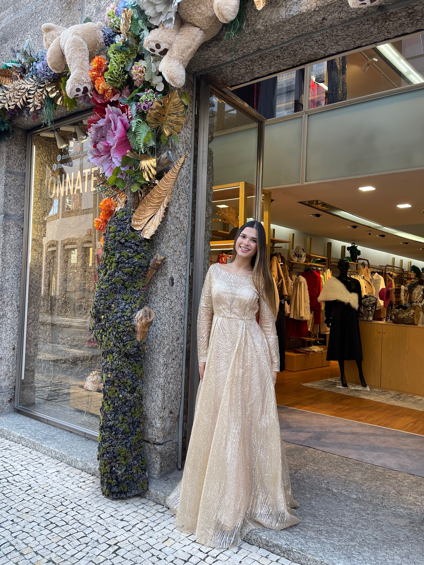 Vestido brilho e tule