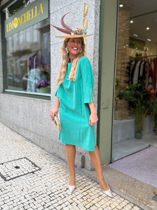 VESTIDO MIDI FLUIDO VERDE