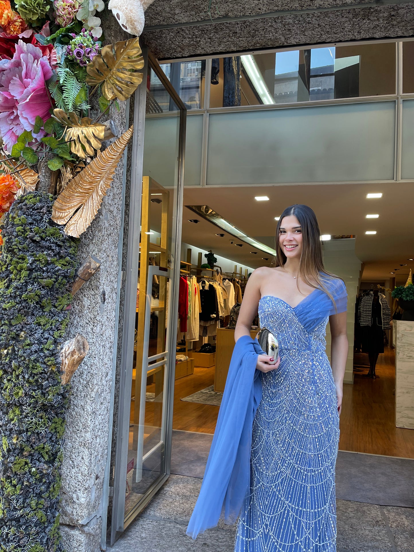 Vestido pérola e brilho