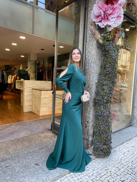 Vestido cintado com bordados