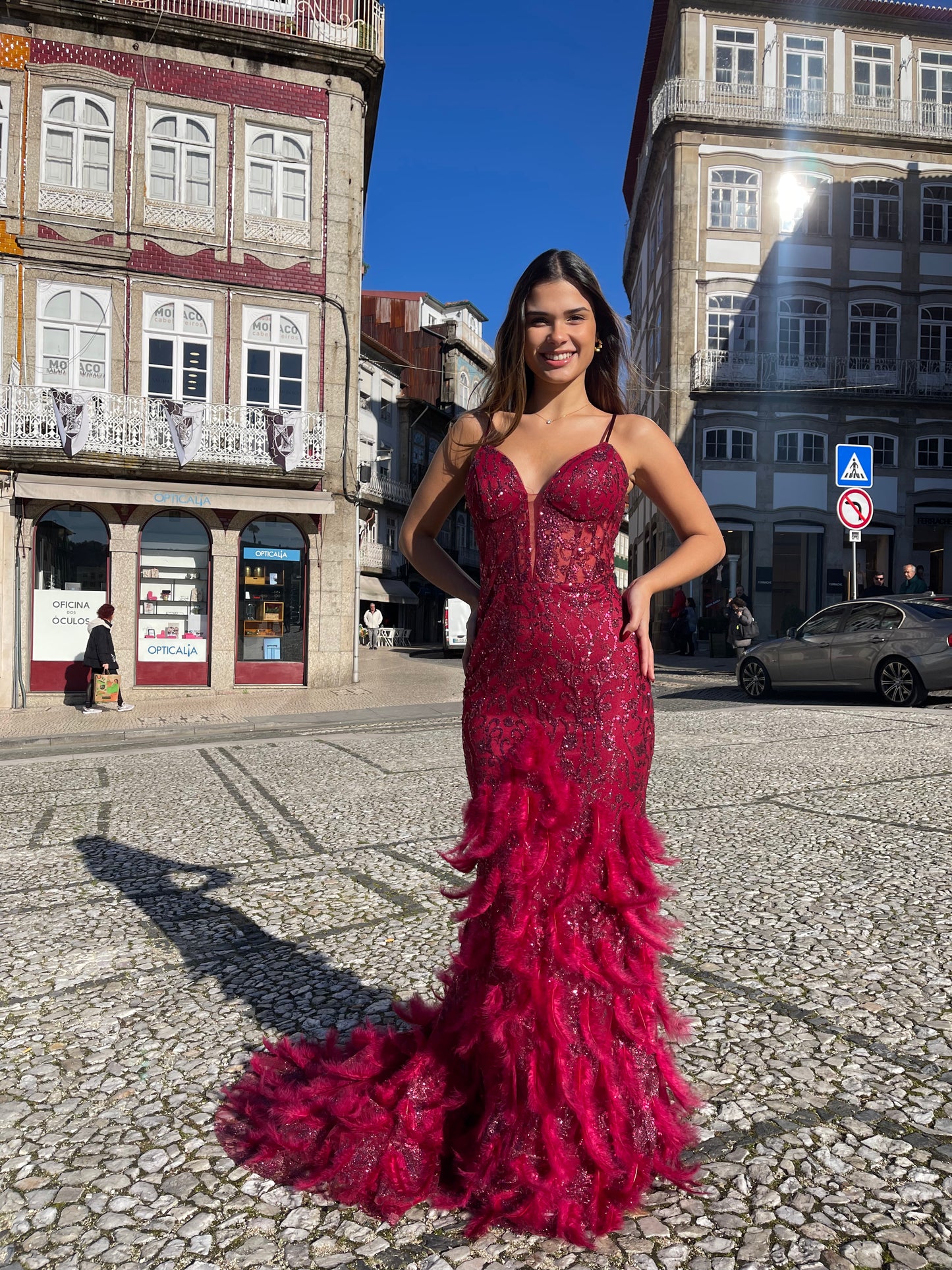 Vestido sereia de plumas